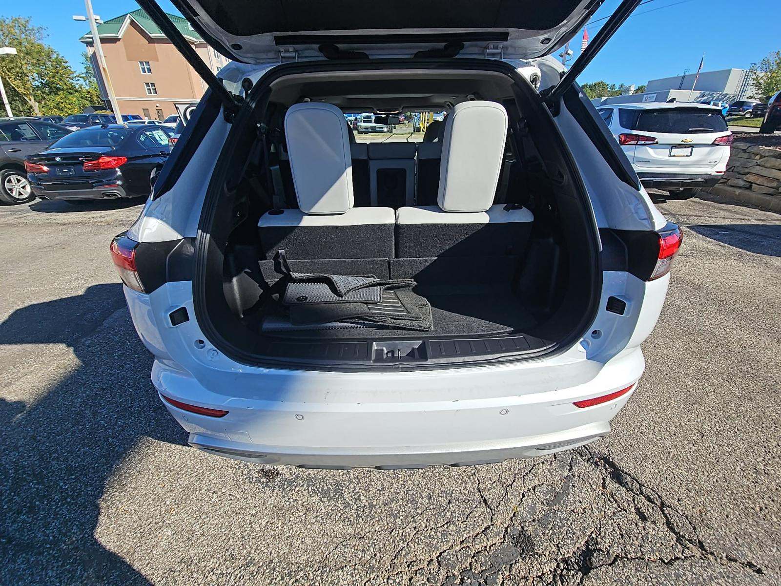 2024 Mitsubishi Outlander SEL Platinum Edition AWD