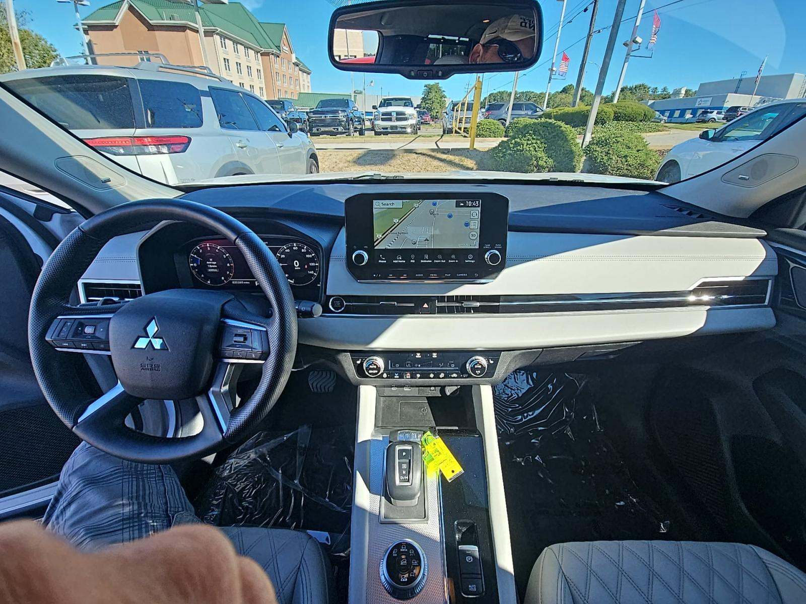 2024 Mitsubishi Outlander SEL Platinum Edition AWD