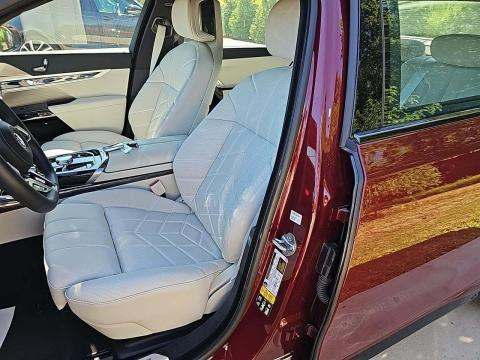 2024 BMW 7 Series 760i xDrive AWD