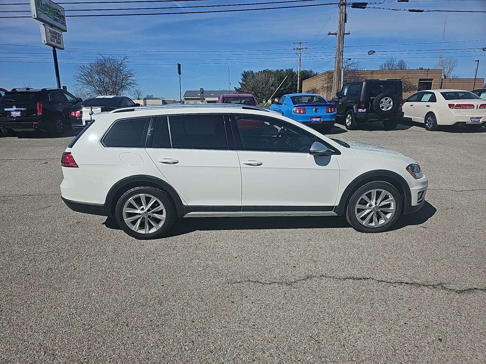 2017 Volkswagen Golf Alltrack 1.8T S AWD