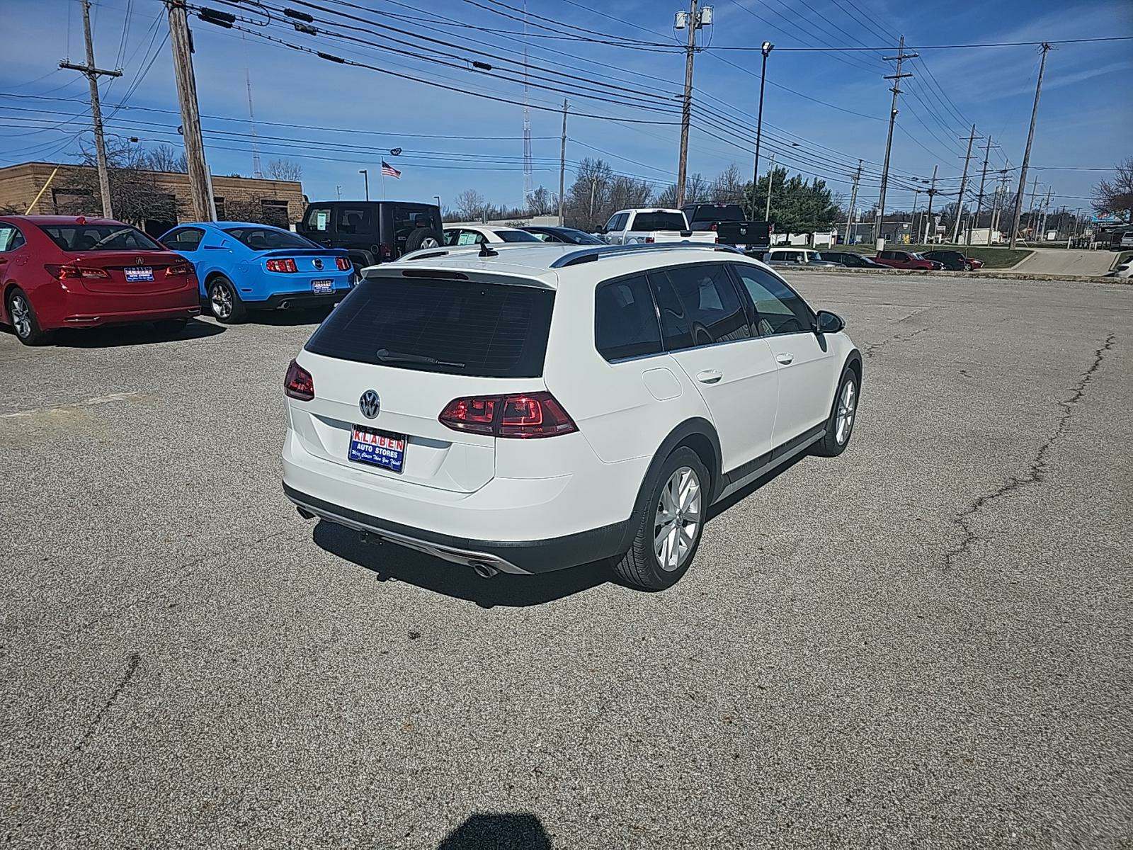 2017 Volkswagen Golf Alltrack 1.8T S AWD
