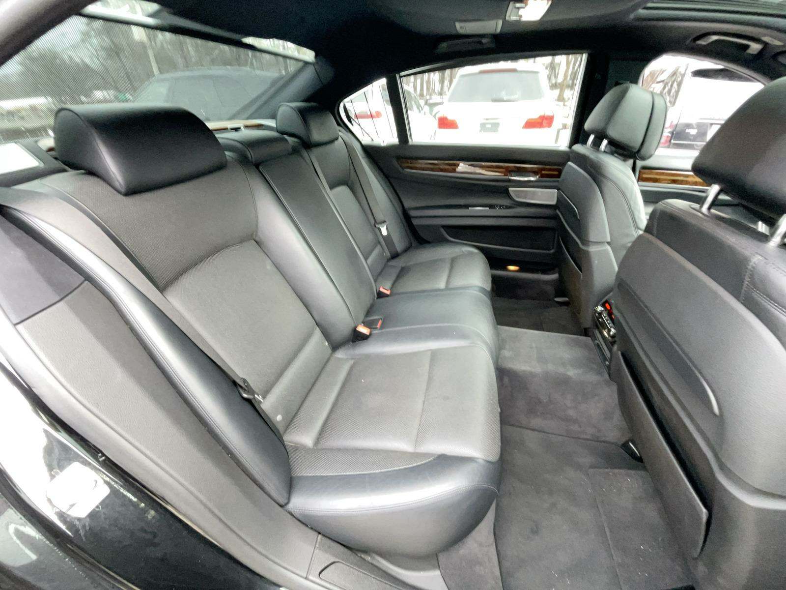 2014 BMW 7 Series 750Li xDrive AWD