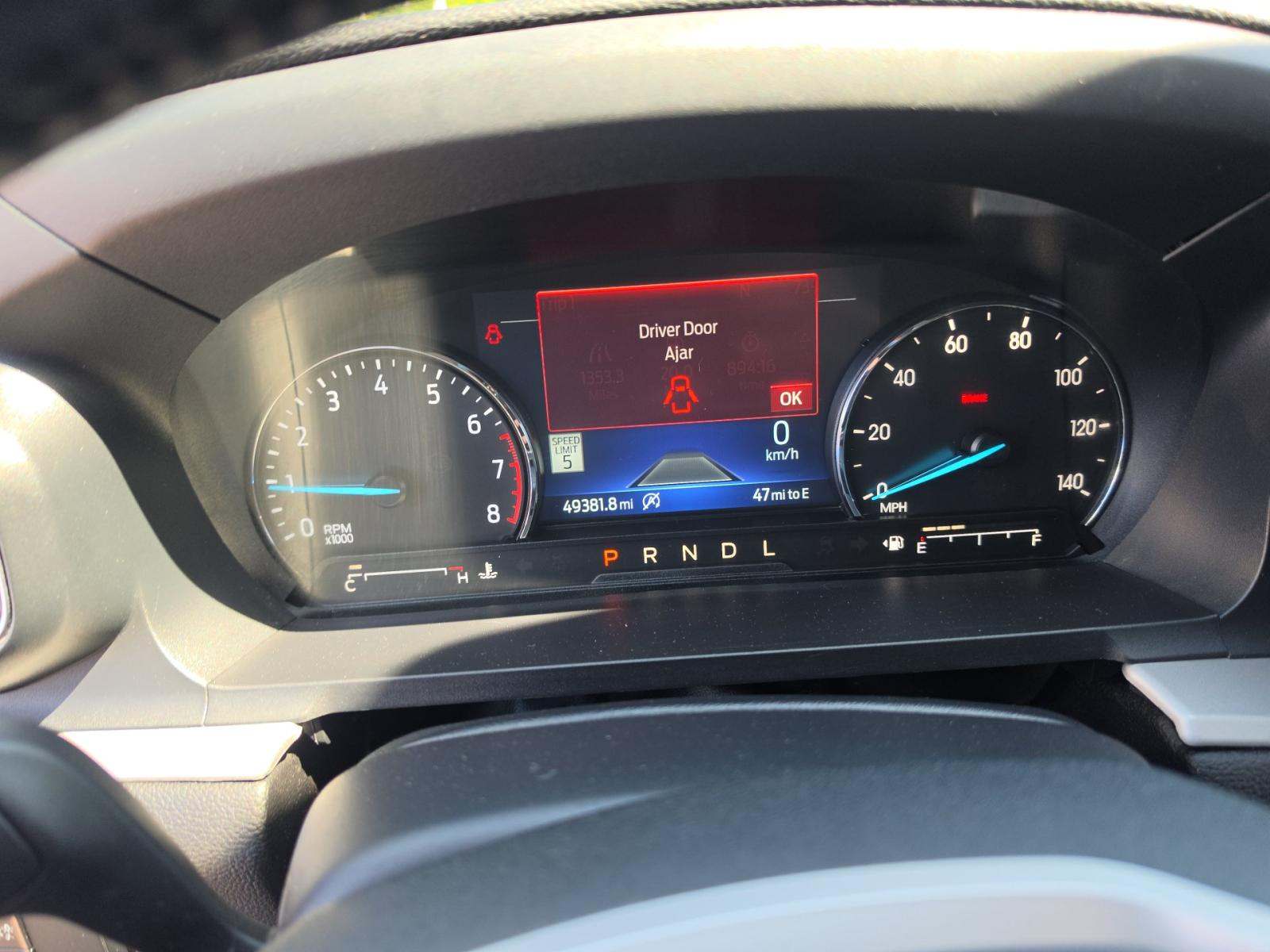 FORD EXPLORER - 8