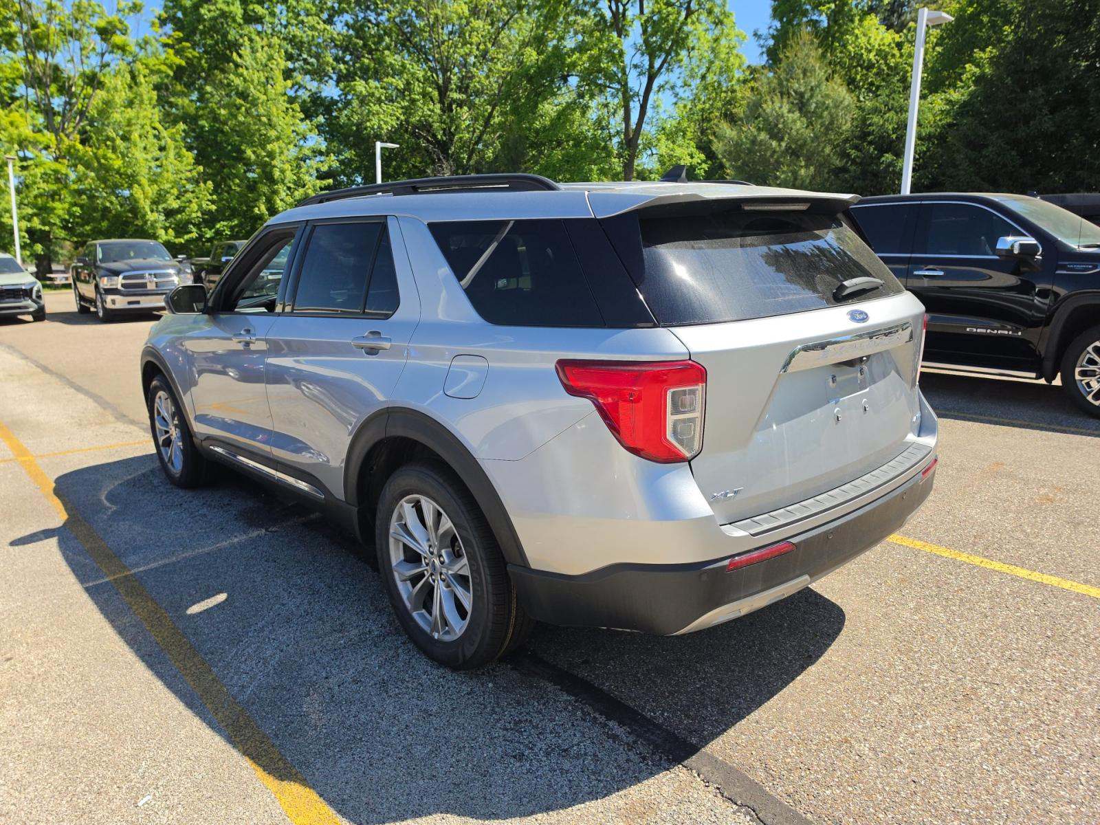 FORD EXPLORER - 2