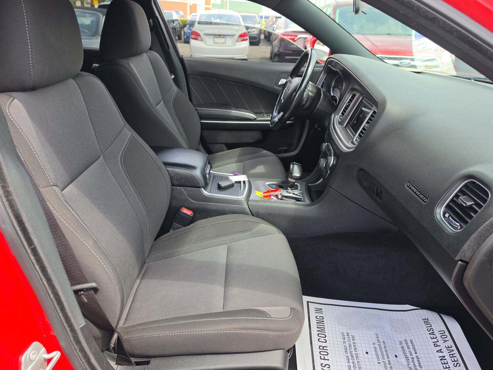 2022 Dodge Charger SXT RWD