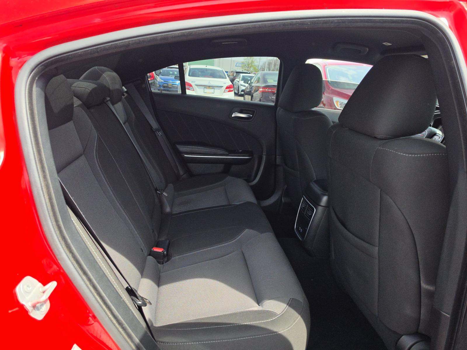 2022 Dodge Charger SXT RWD
