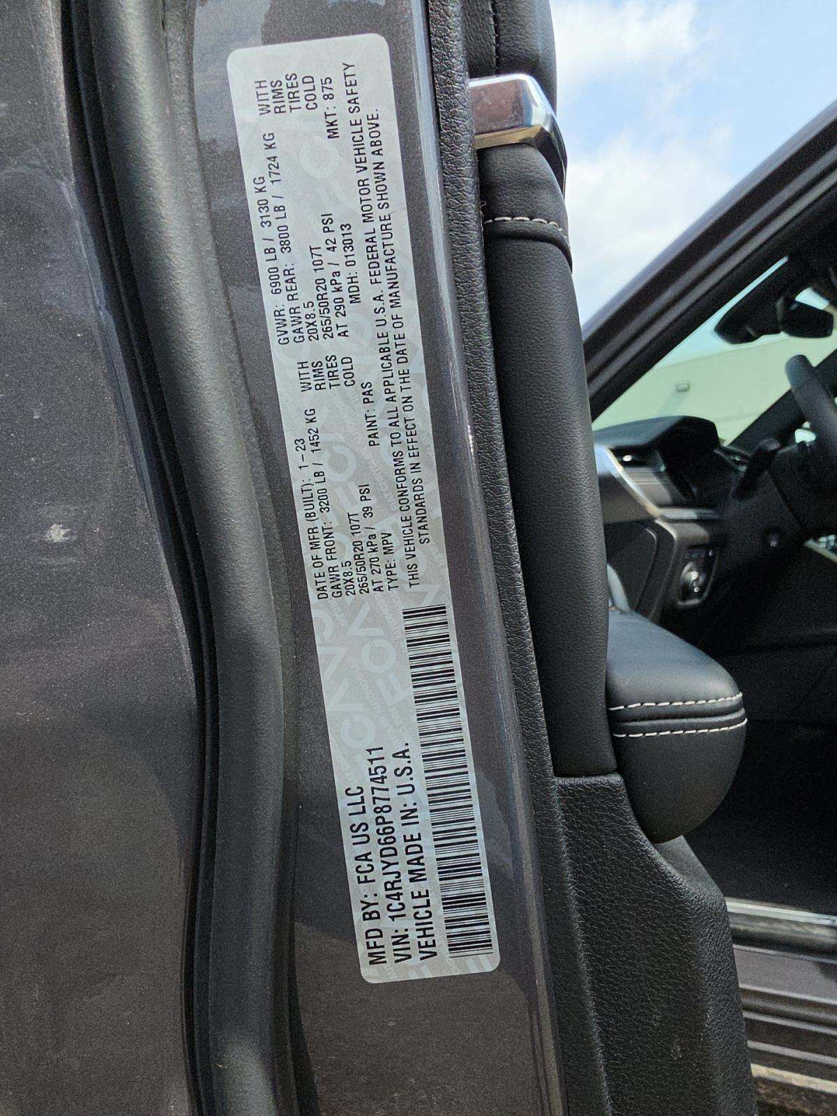 2023 Jeep Grand Cherokee 4xe Overland AWD