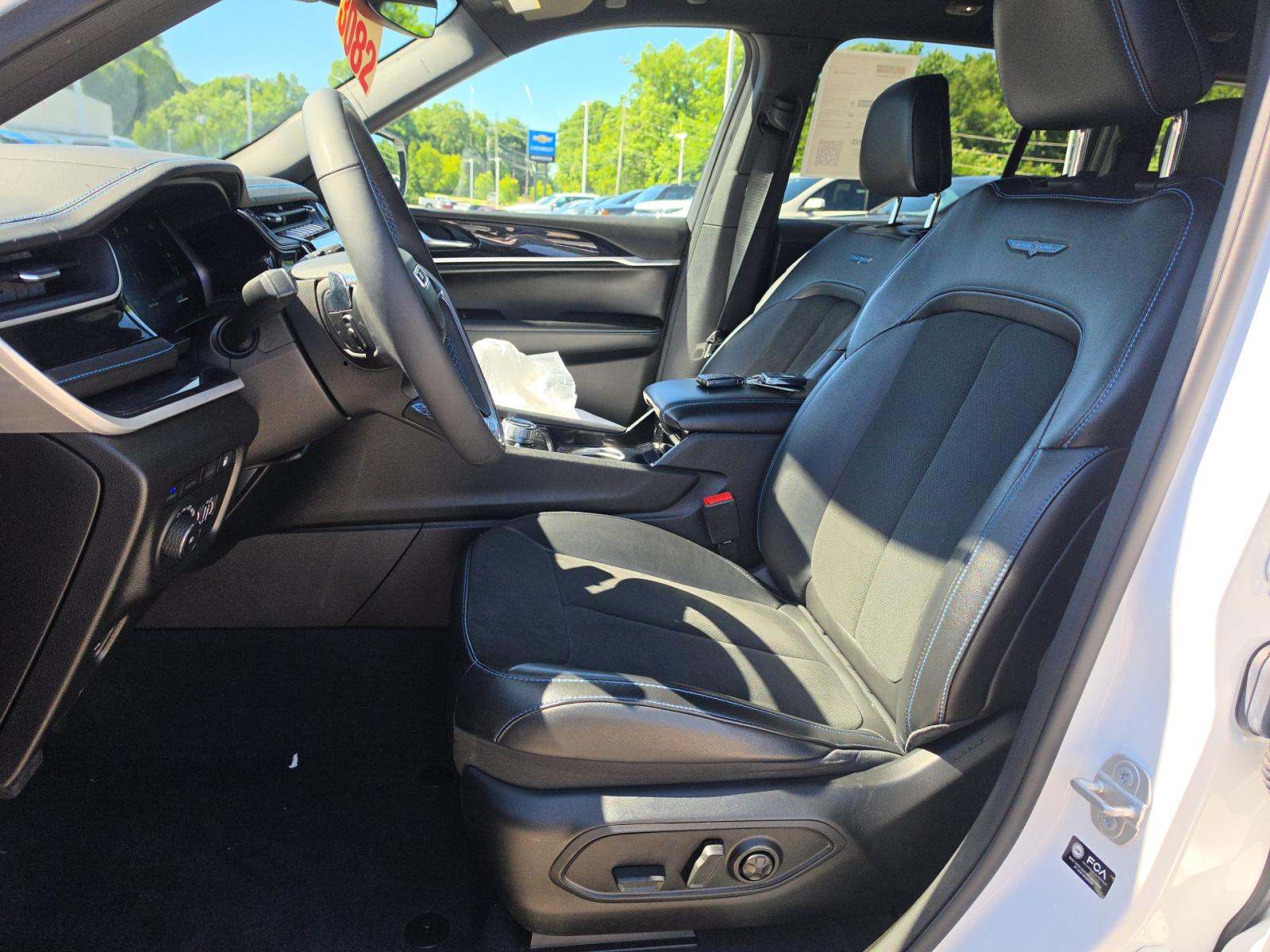 2022 Jeep Grand Cherokee 4xe Trailhawk AWD