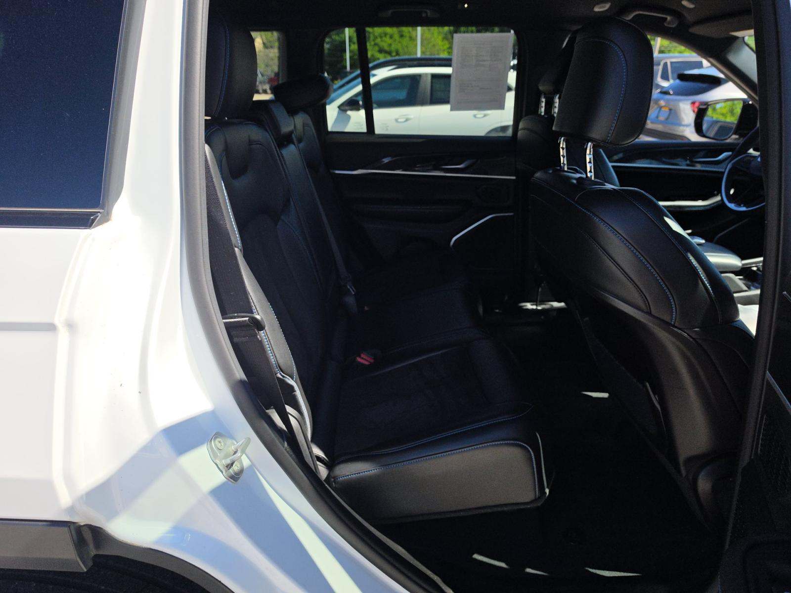 2022 Jeep Grand Cherokee 4xe Trailhawk AWD