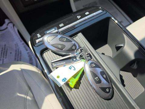 HYUNDAI HYBRID SEL - 4