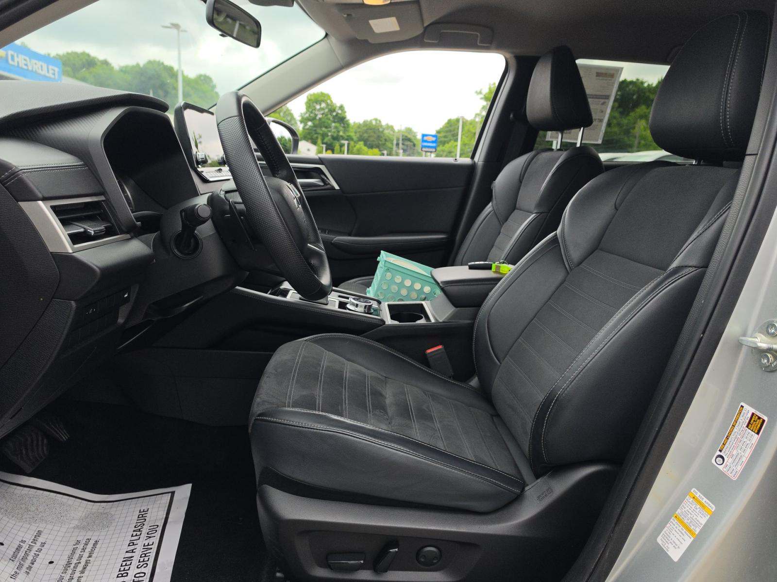 2024 Mitsubishi Outlander SE AWD