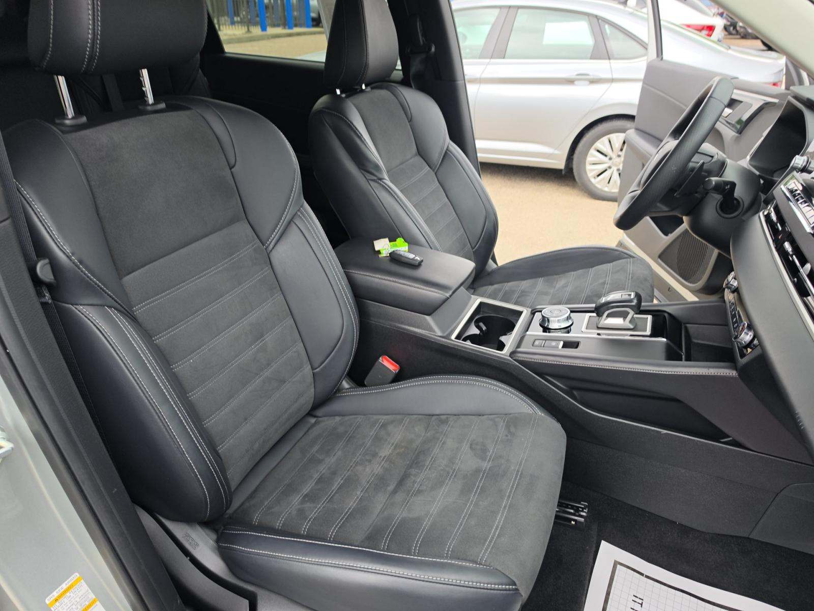 2024 Mitsubishi Outlander SE AWD