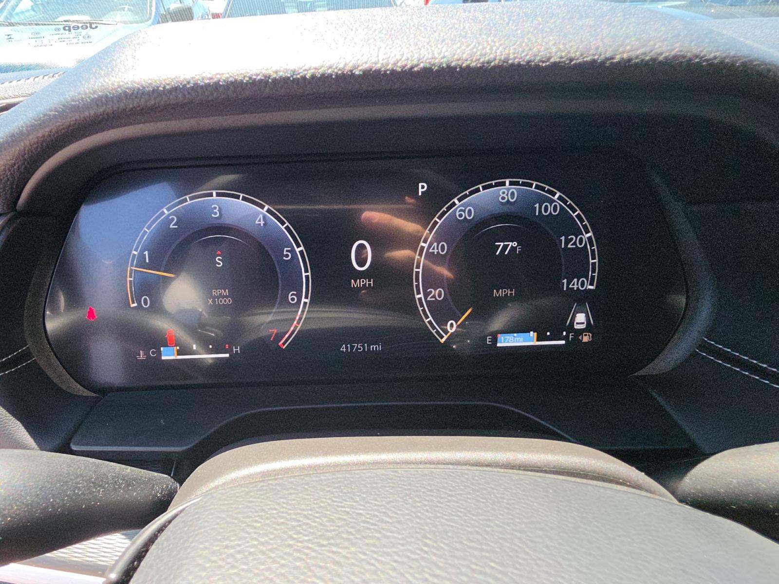 2024 Jeep Grand Cherokee Laredo AWD