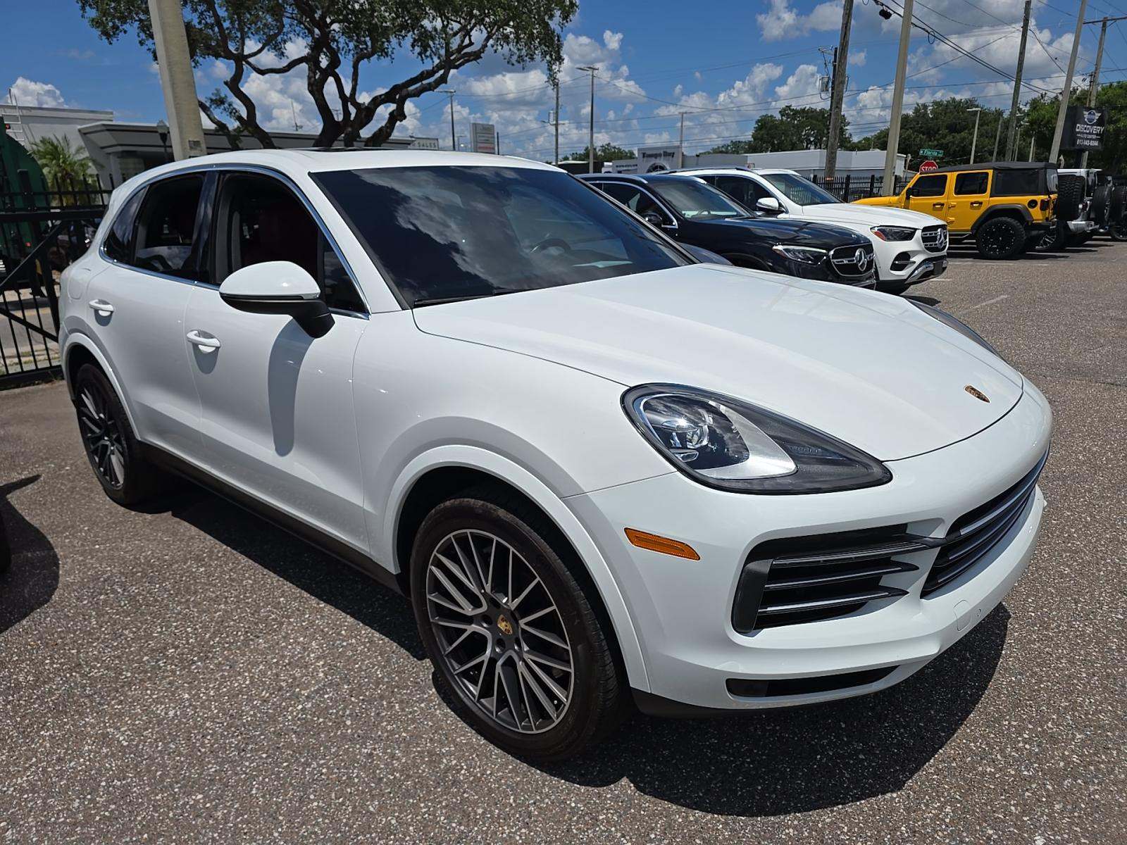 PORSCHE CAYENNE - 4