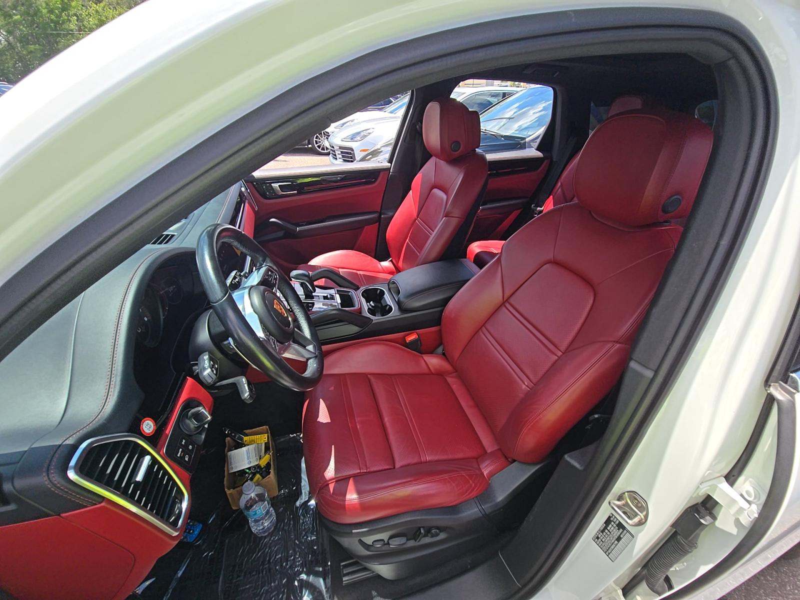 PORSCHE CAYENNE - 6