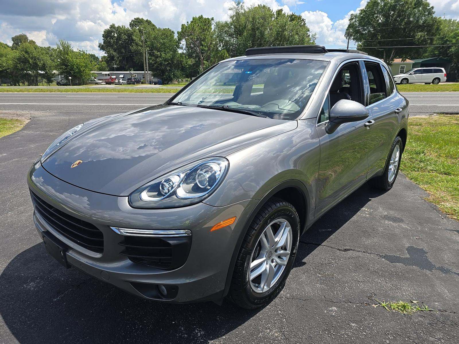 2017 Porsche Cayenne Base AWD
