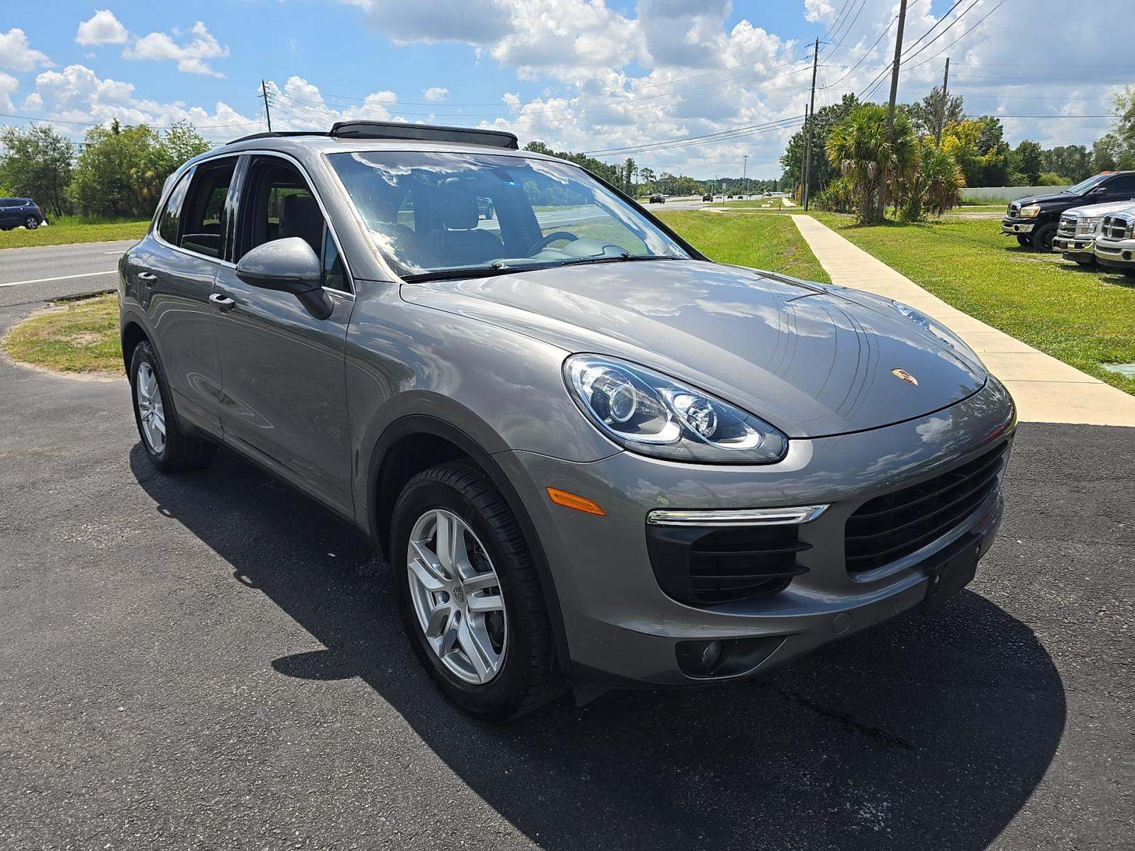 2017 Porsche Cayenne Base AWD
