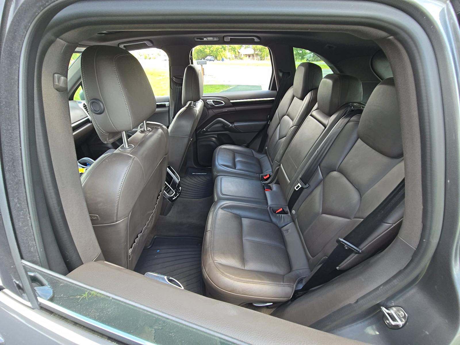 2017 Porsche Cayenne Base AWD