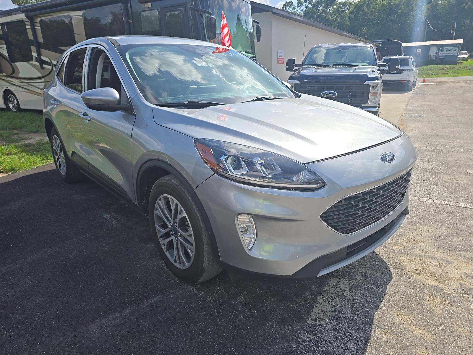 2022 Ford Escape Hybrid SEL AWD