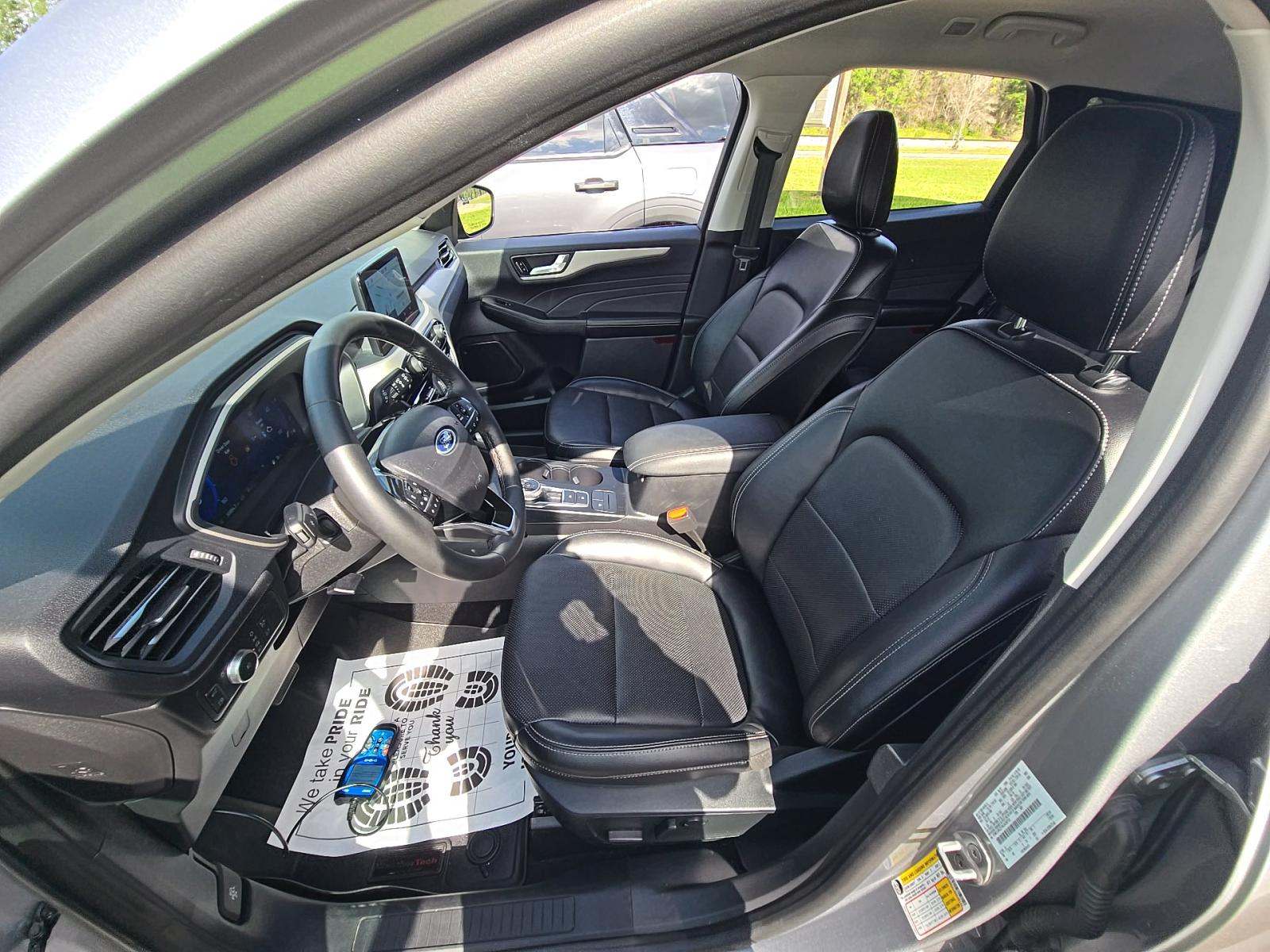 2022 Ford Escape Hybrid SEL AWD