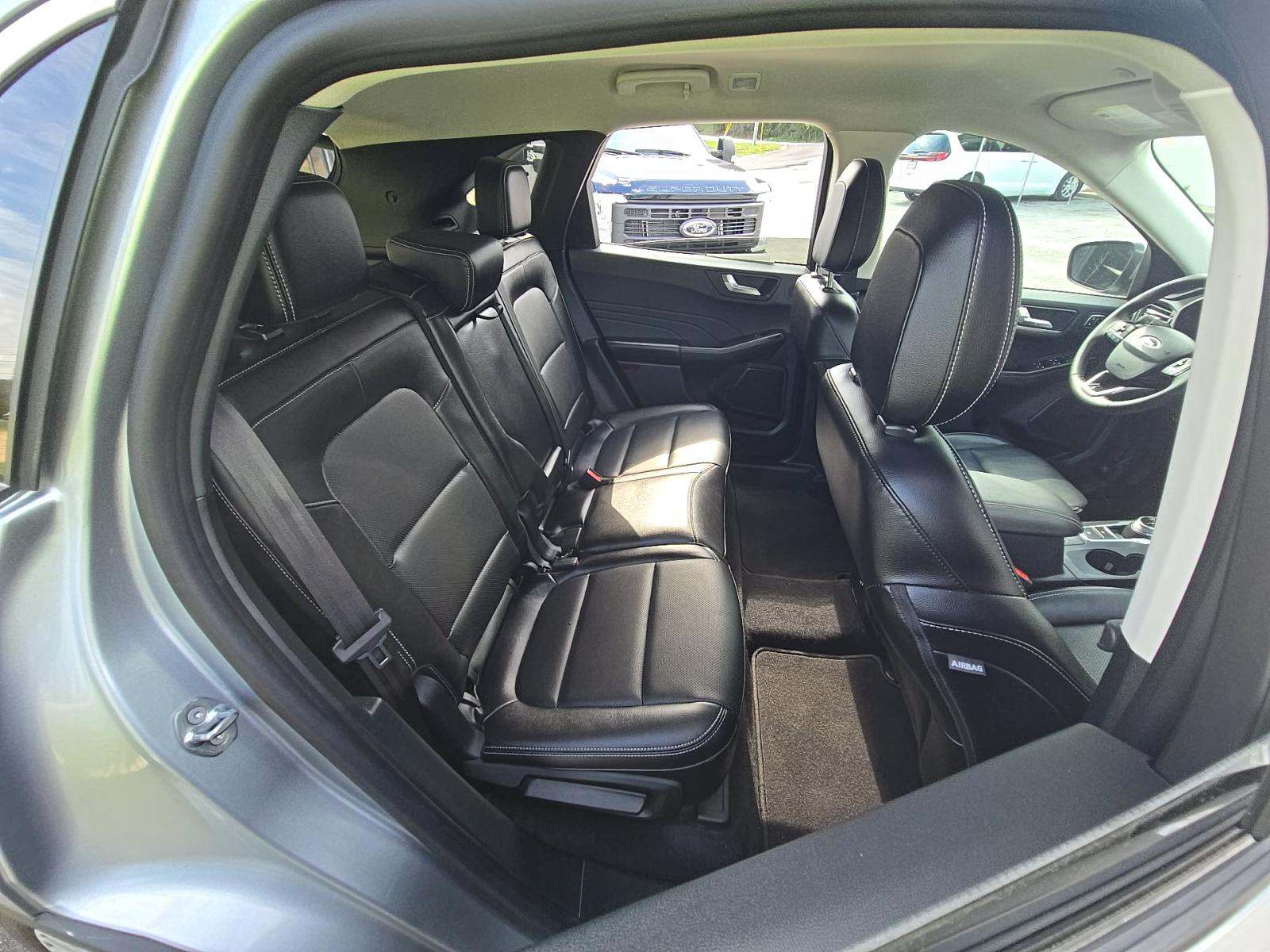 2022 Ford Escape Hybrid SEL AWD