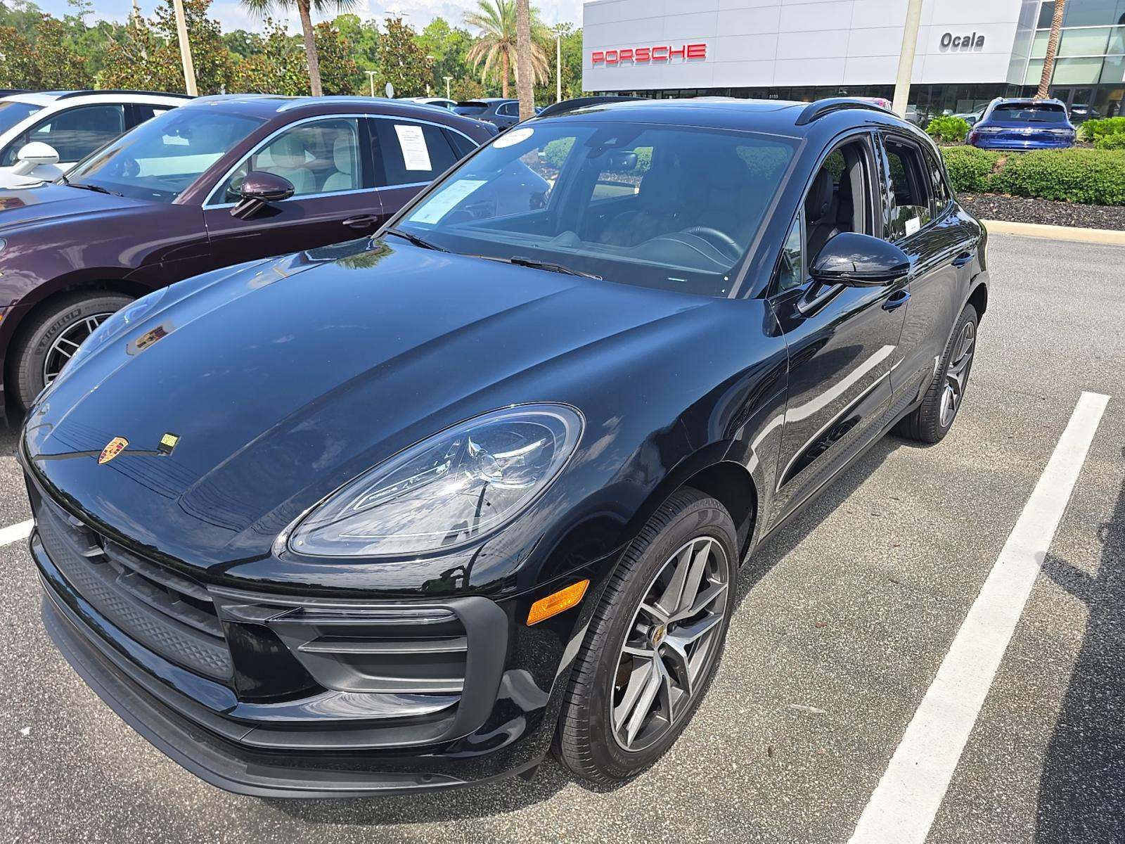 2026 Porsche Macan Base AWD