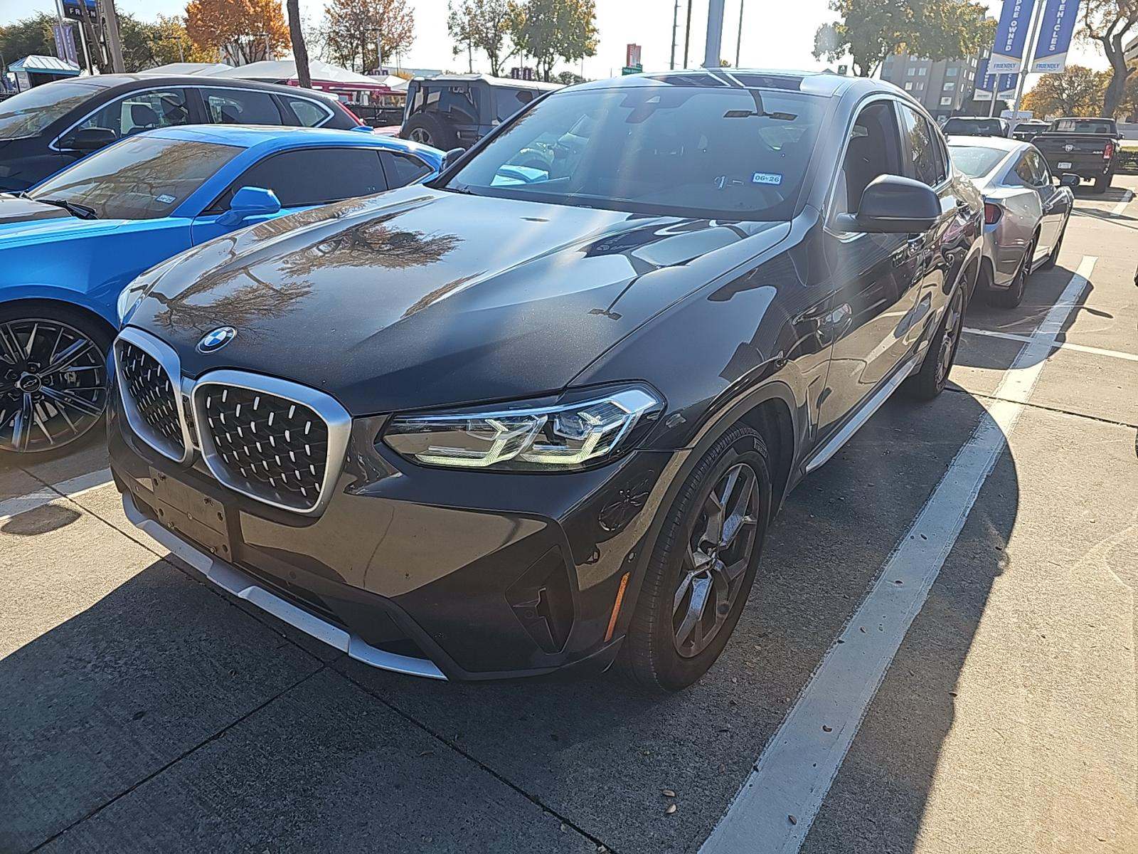2023 BMW X4 xDrive30i AWD