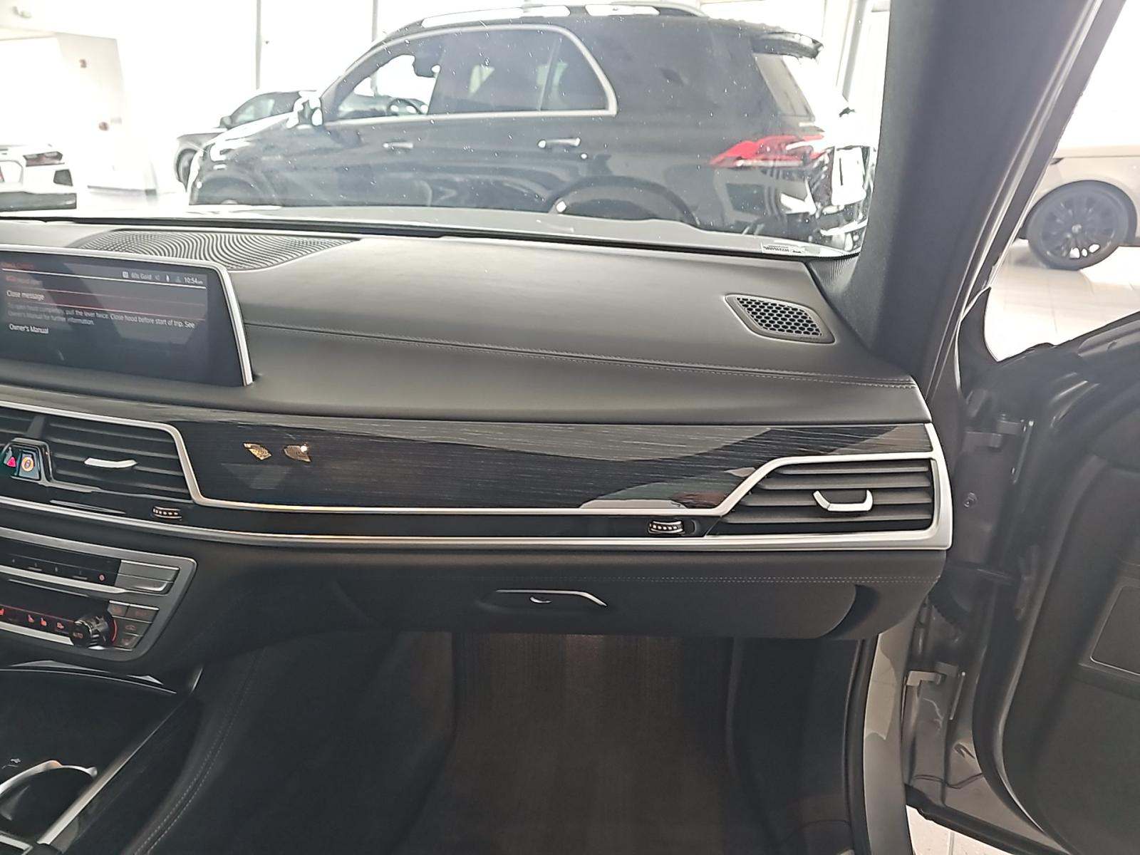 2022 BMW 7 Series 740i xDrive AWD