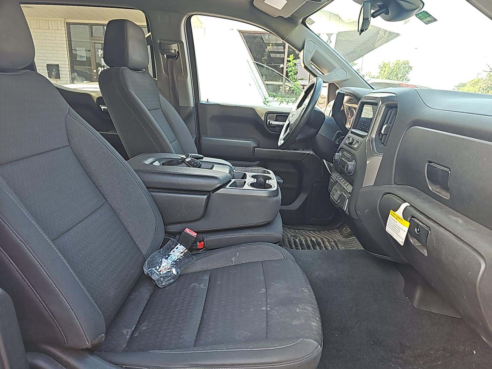 2022 Chevrolet Silverado 1500 Custom RWD