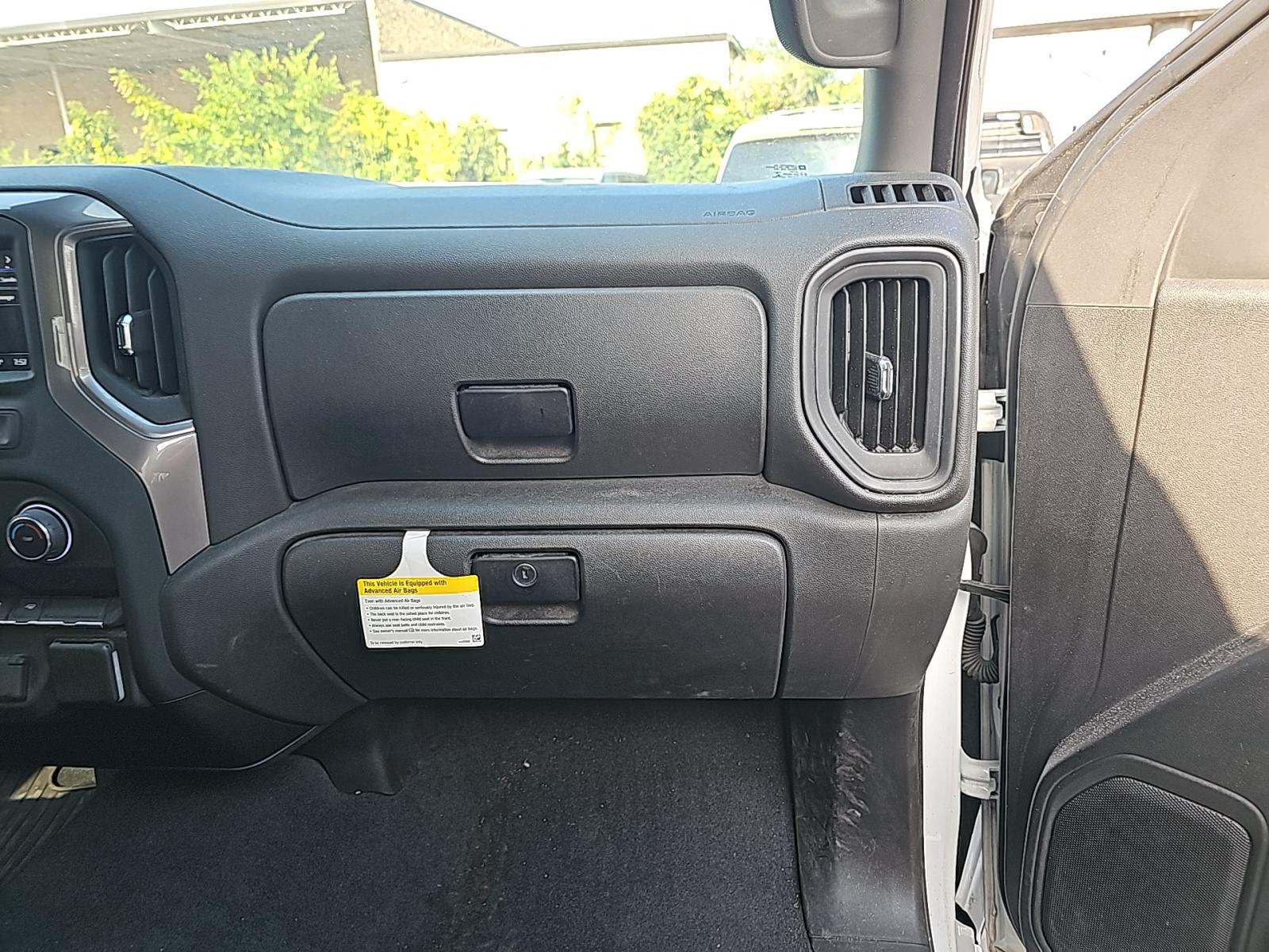 2022 Chevrolet Silverado 1500 Custom RWD