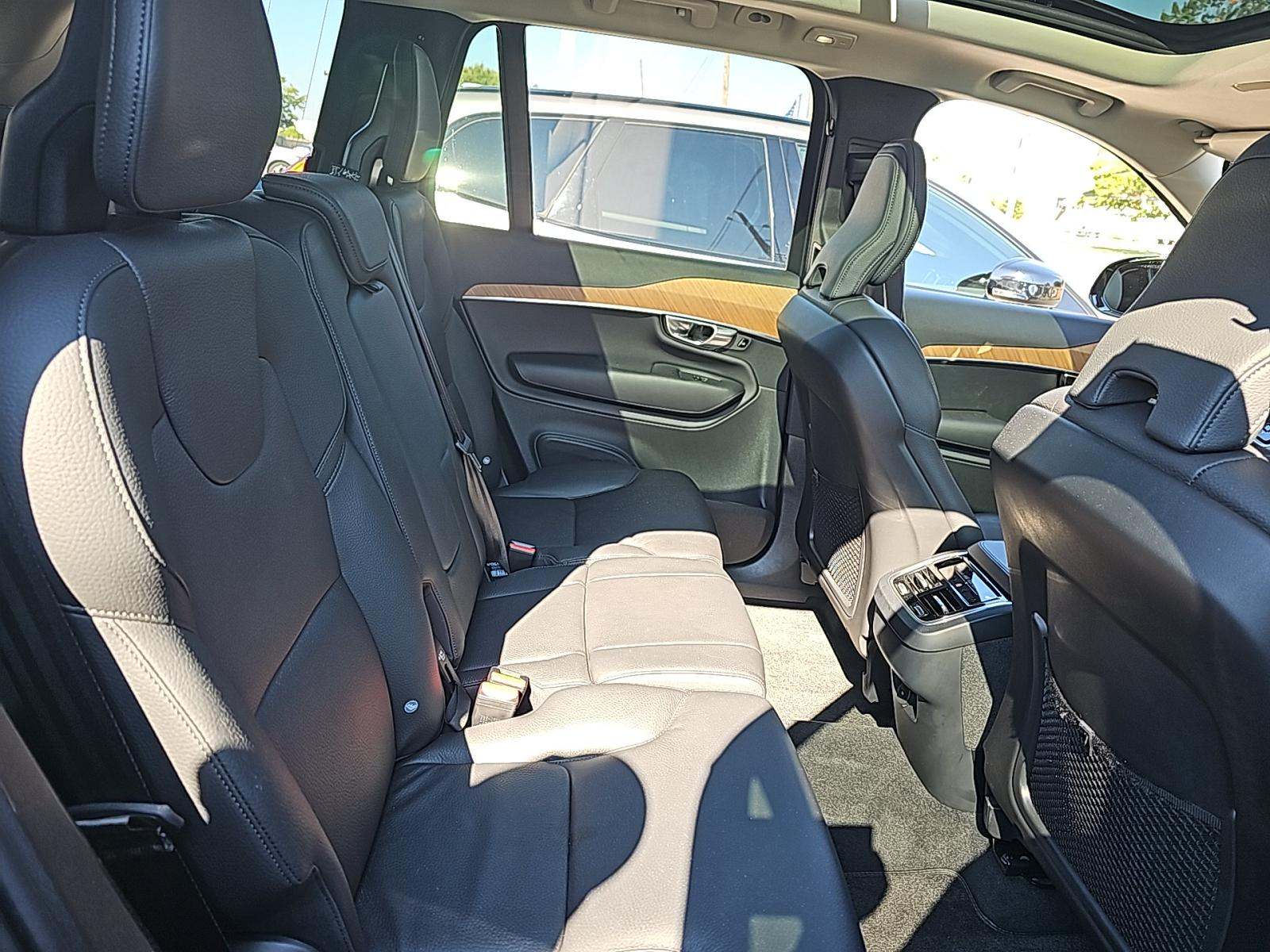 2025 Volvo XC90 B6 Plus AWD