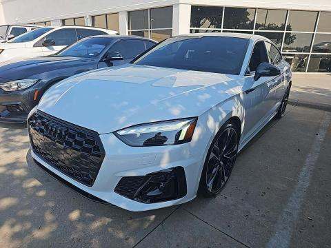 Samochody z USA Audi S5