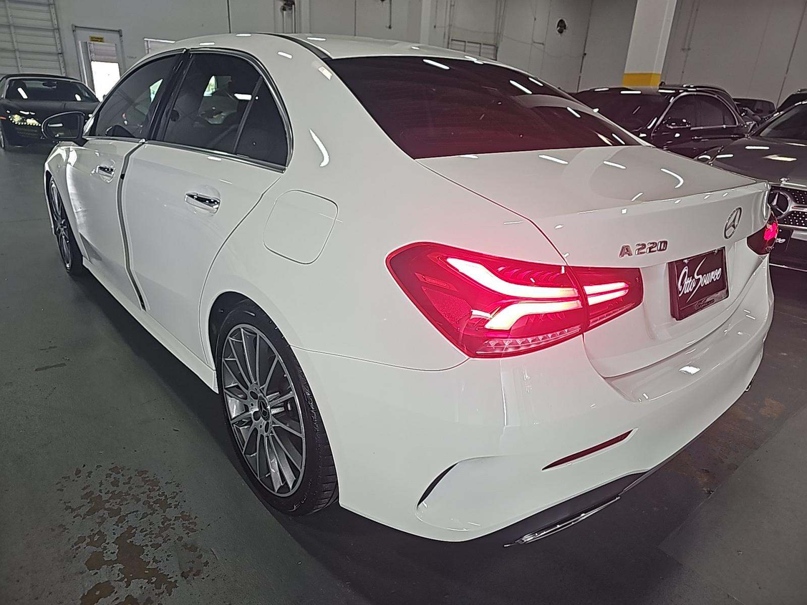 2022 Mercedes-Benz A-Class A 220 FWD