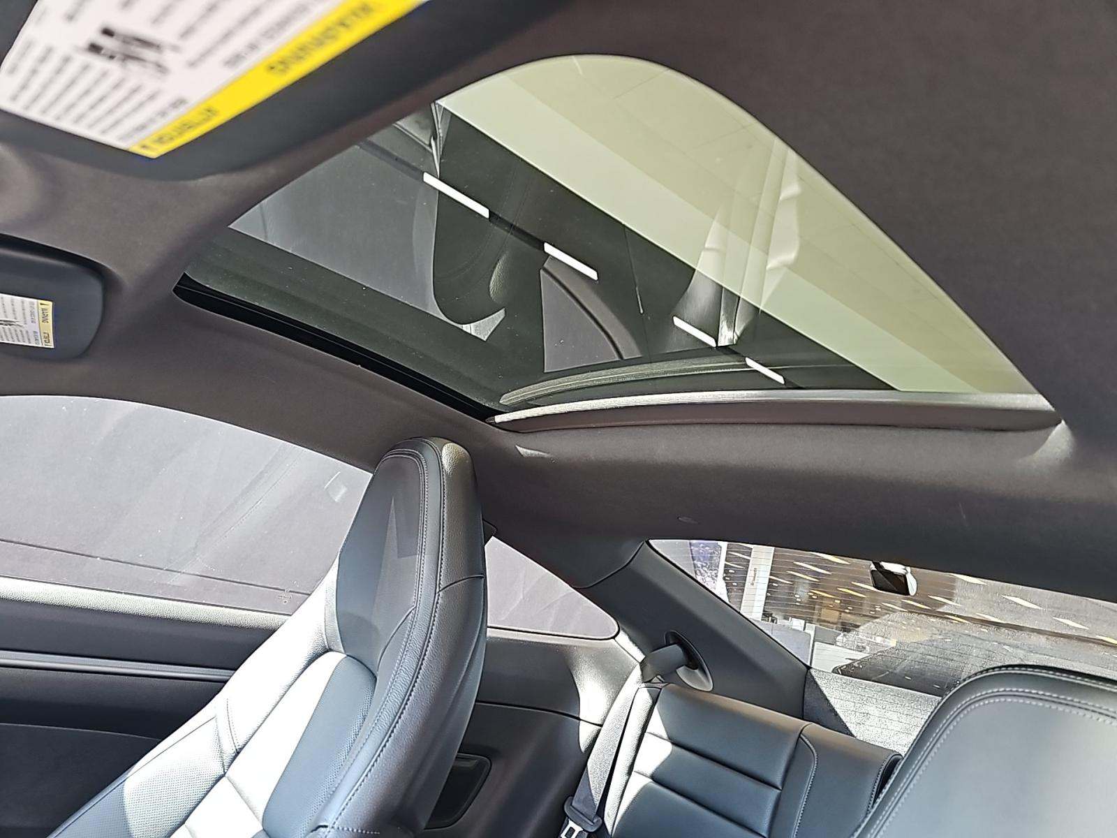 2022 Porsche 911 Carrera RWD