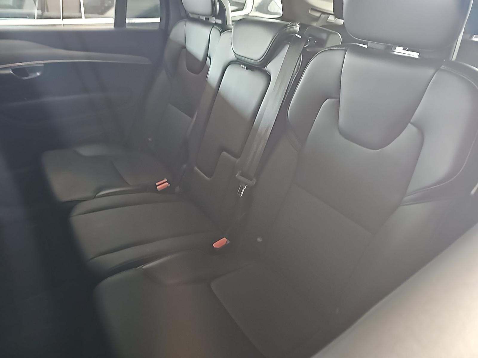 2024 Volvo XC90 B5 Core AWD