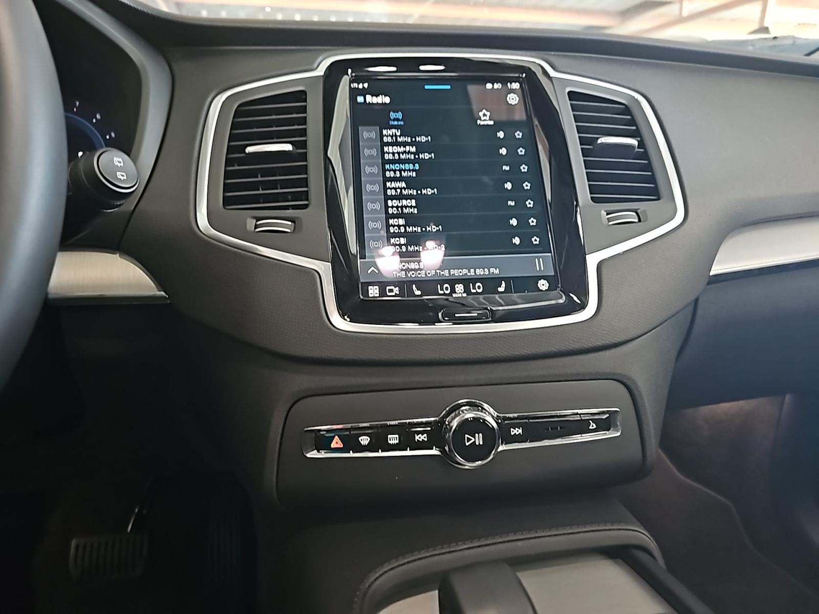 2024 Volvo XC90 B5 Core AWD