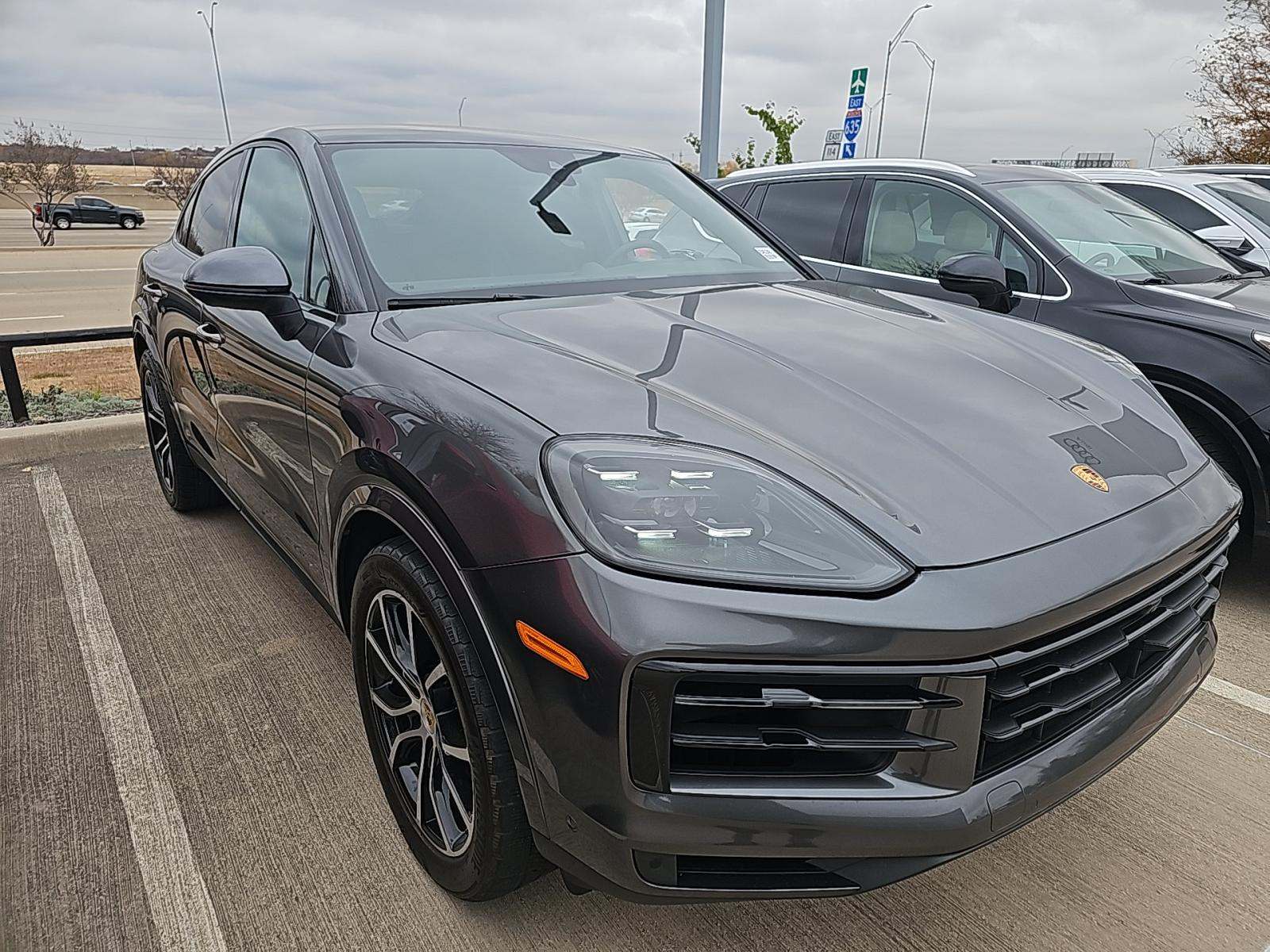 2024 Porsche Cayenne Base AWD