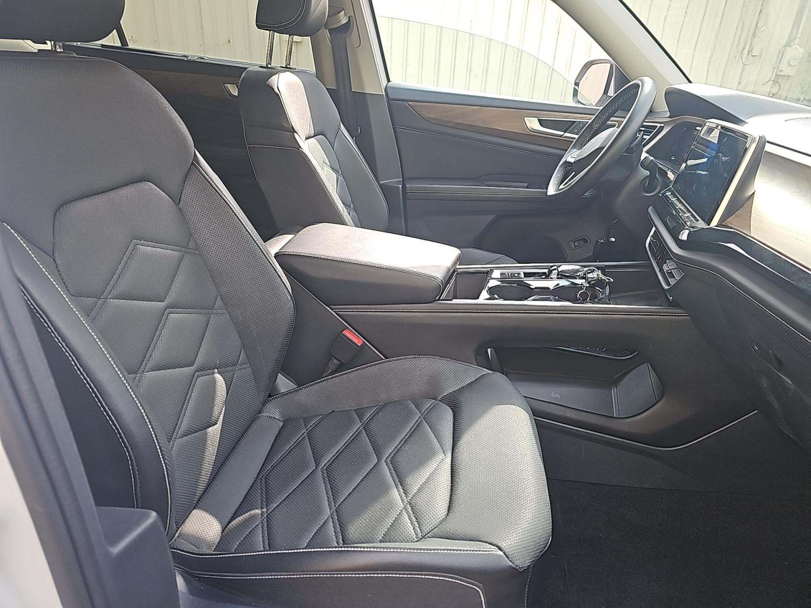 2024 Volkswagen Atlas 2.0T SE AWD