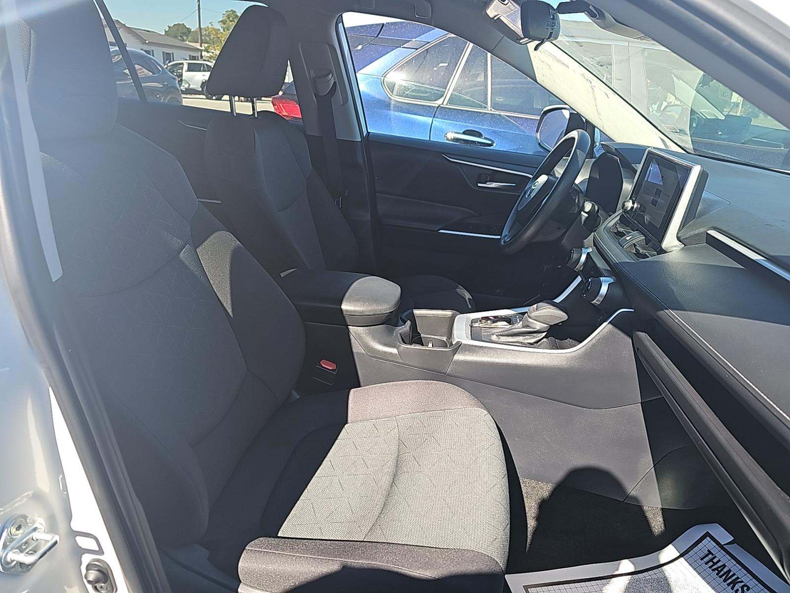 2024 Toyota RAV4 XLE FWD