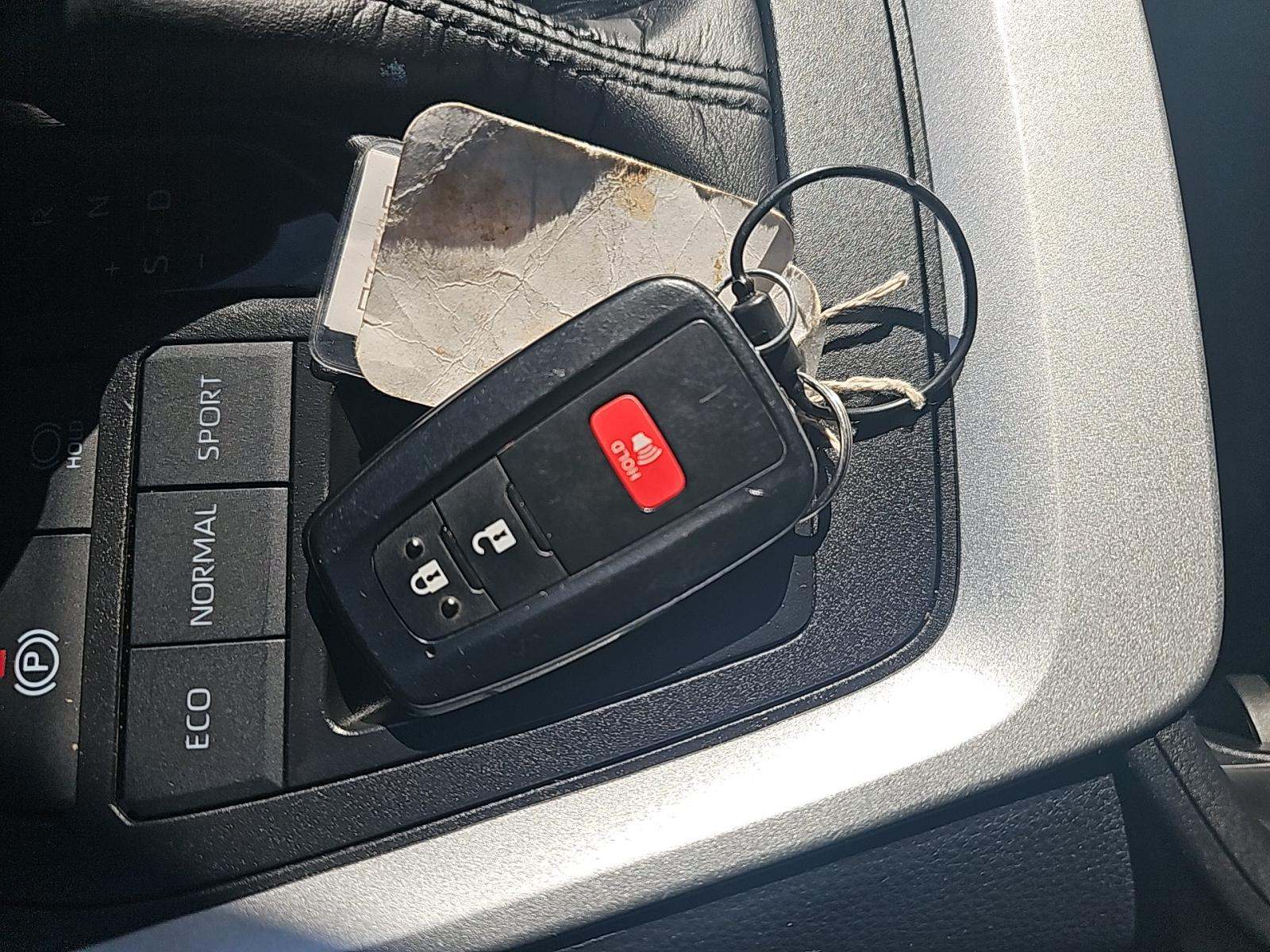 2024 Toyota RAV4 XLE FWD