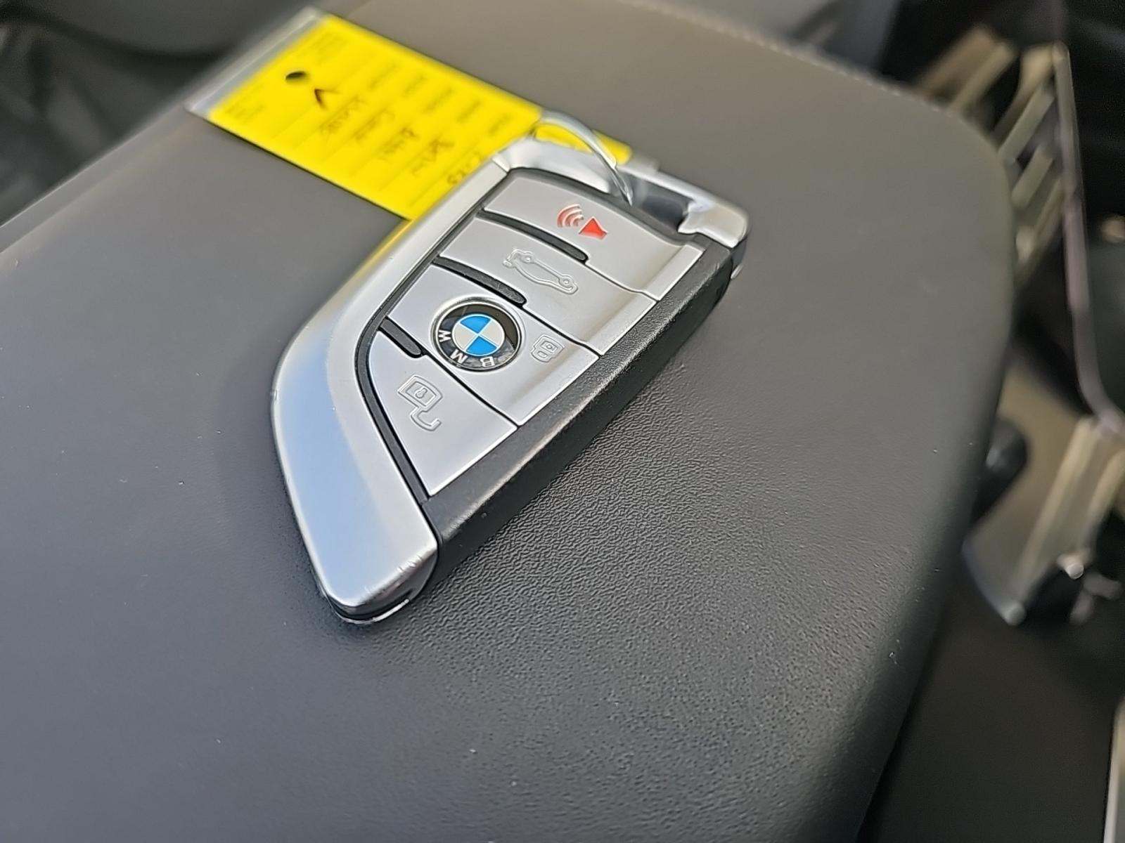 2025 BMW 8 Series 840i xDrive AWD