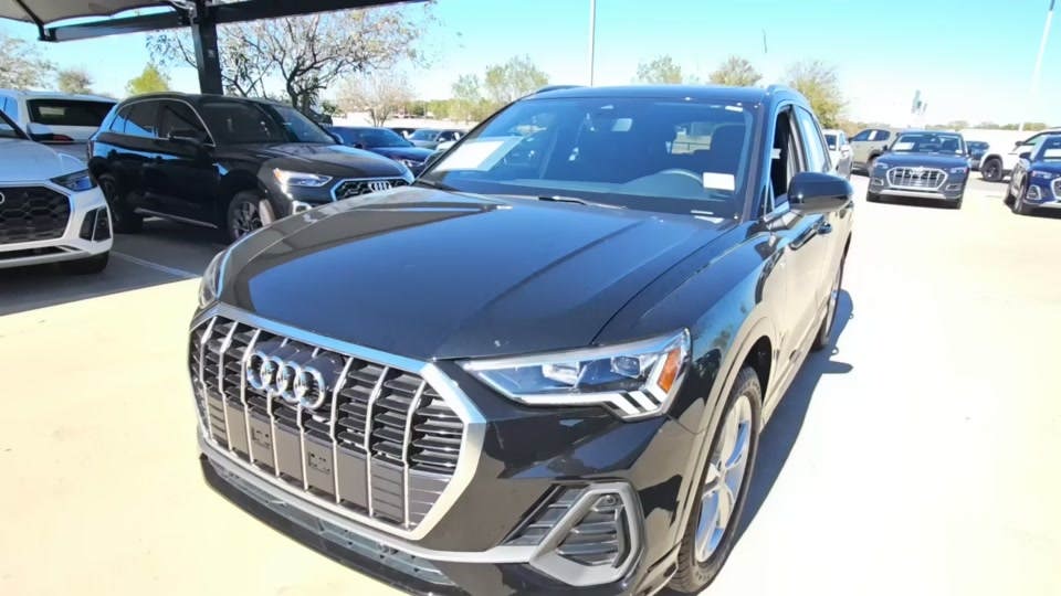 2024 Audi Q3 S line Premium 45 TFSI