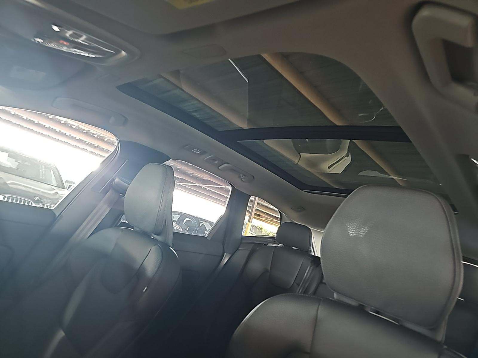 2025 Volvo XC60 B5 Plus AWD