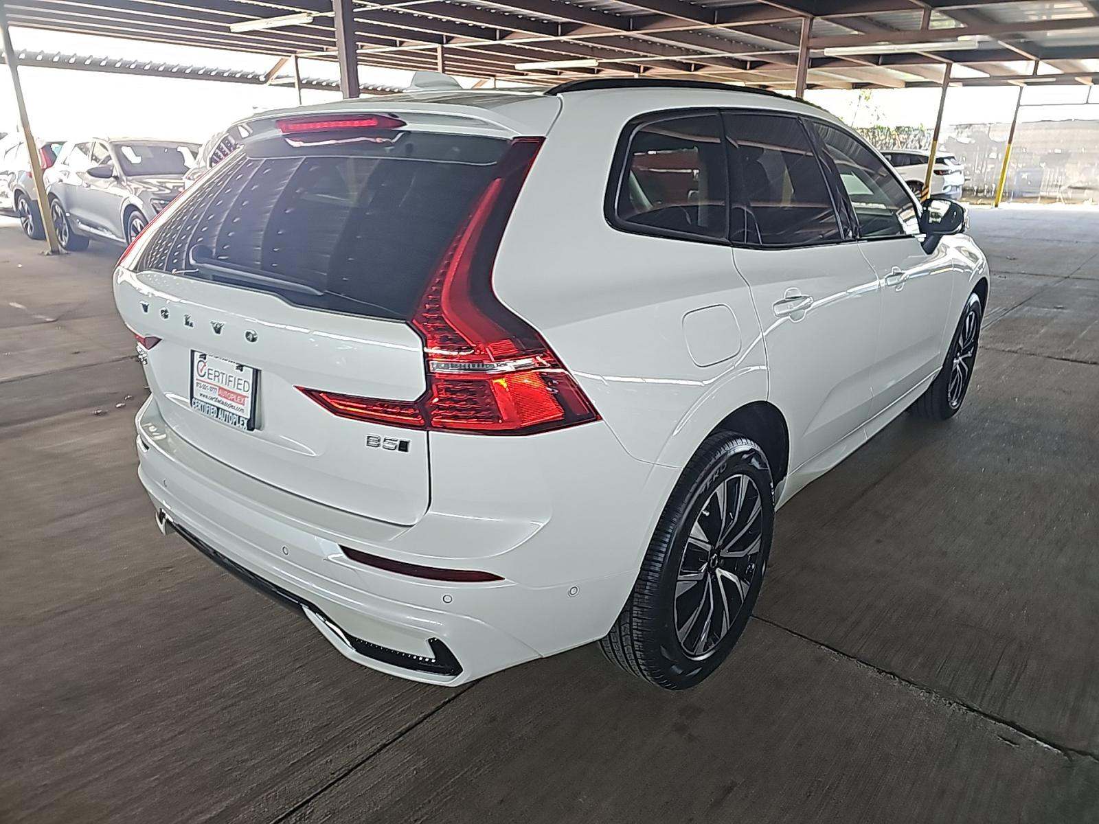 2025 Volvo XC60 B5 Plus AWD