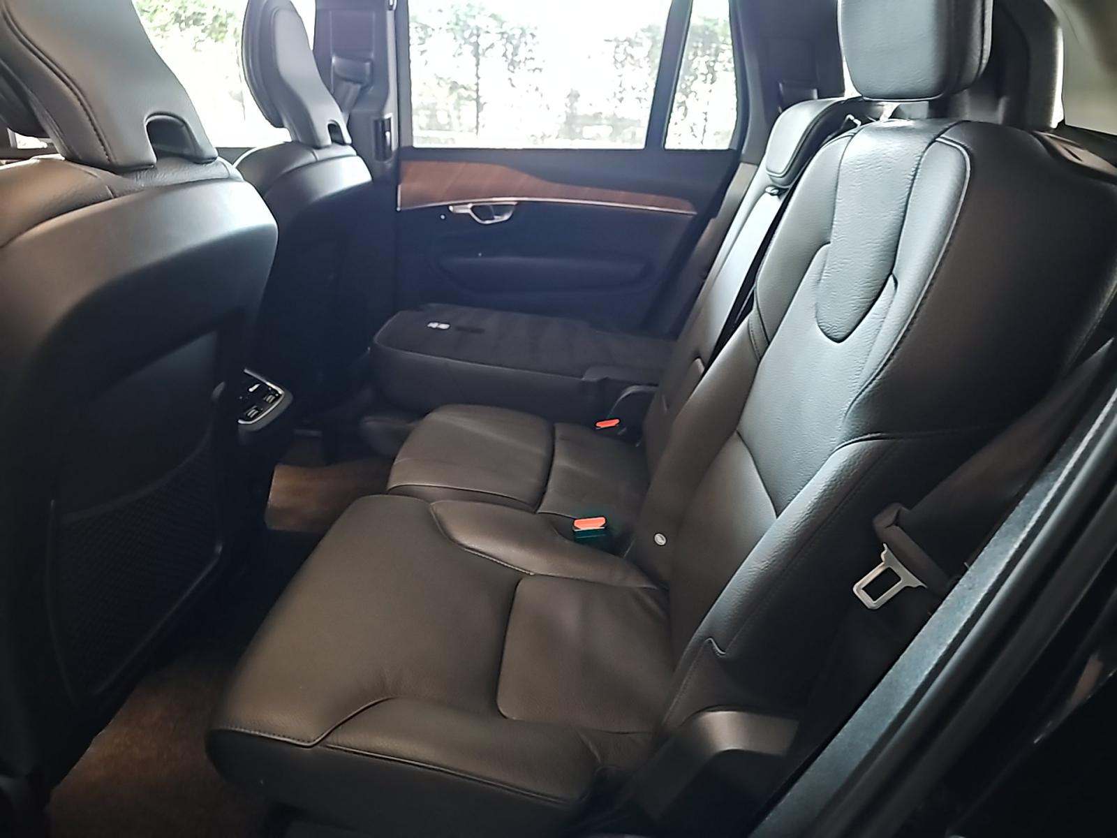 2025 Volvo XC90 B6 Plus AWD