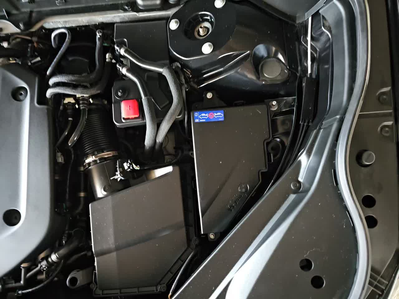 2025 Volvo XC90 B6 Plus AWD