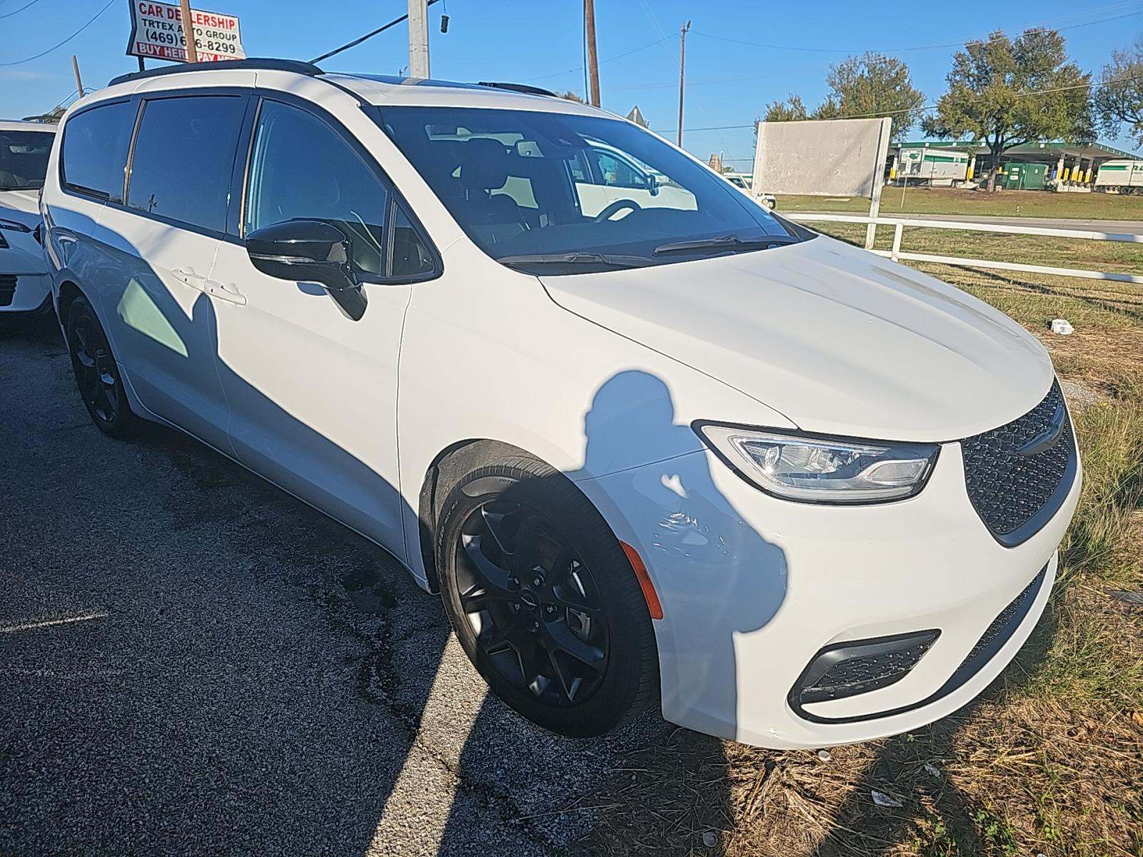 2025 Chrysler Pacifica Limited FWD