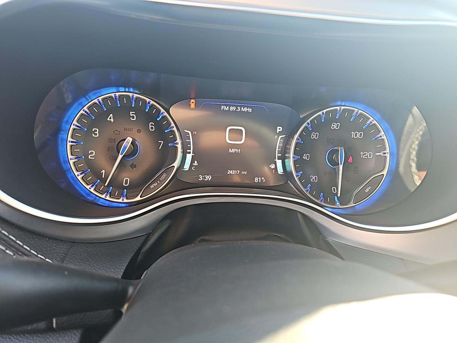 2025 Chrysler Pacifica Limited FWD