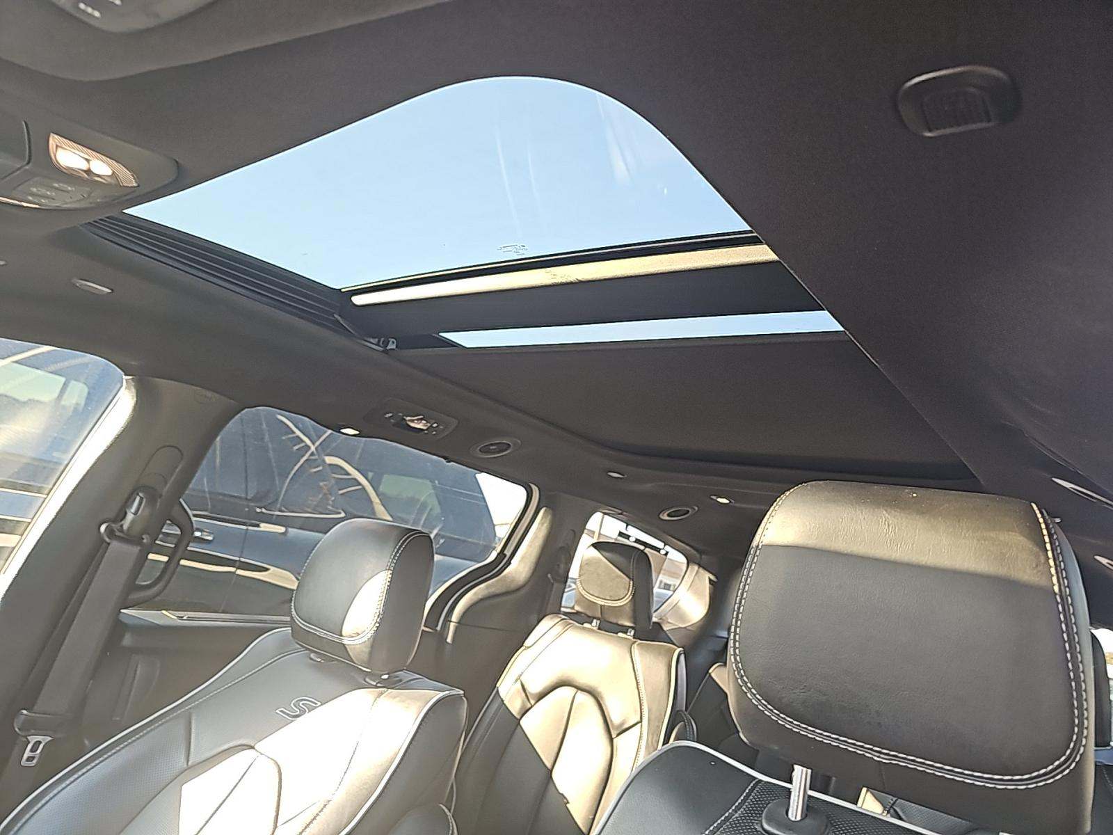 2025 Chrysler Pacifica Limited FWD