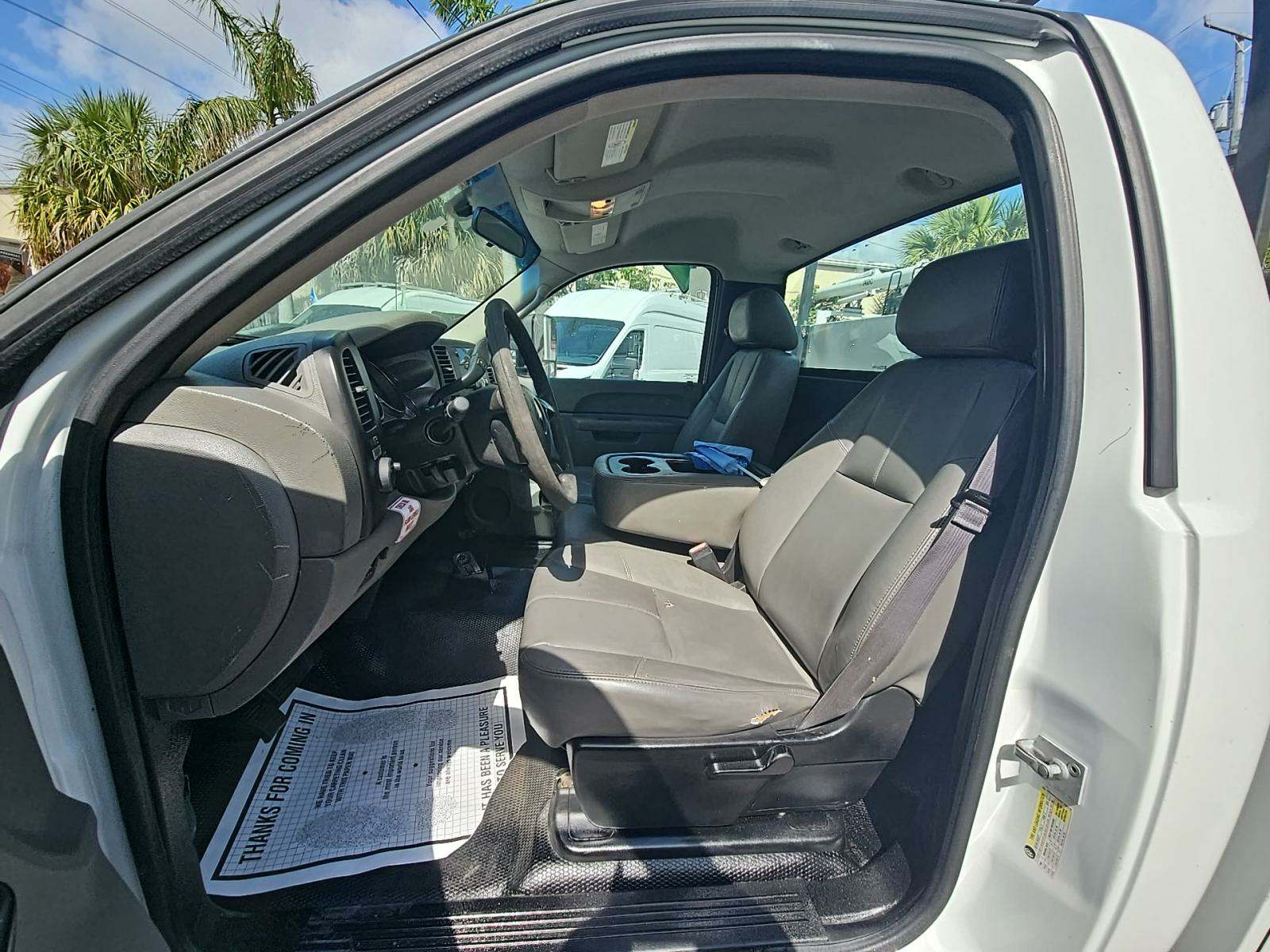 2013 Chevrolet Silverado 2500HD Work Truck RWD